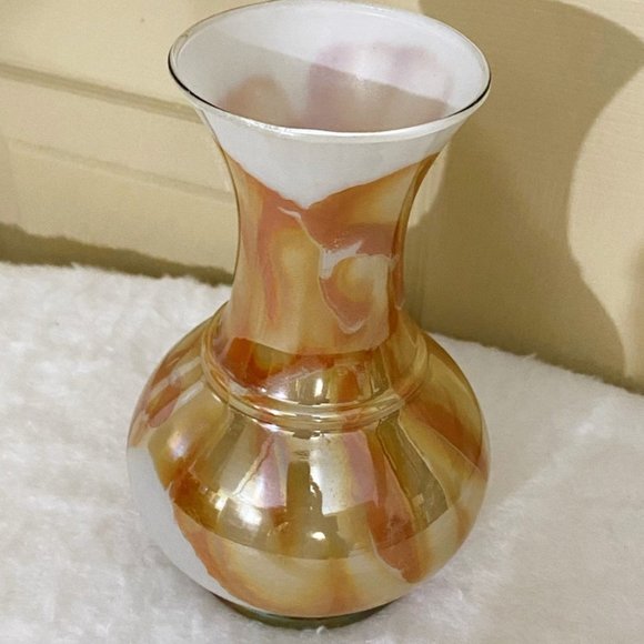 Handmade Glass Vase Decorated with Orange Roses - Picture 3 of 5